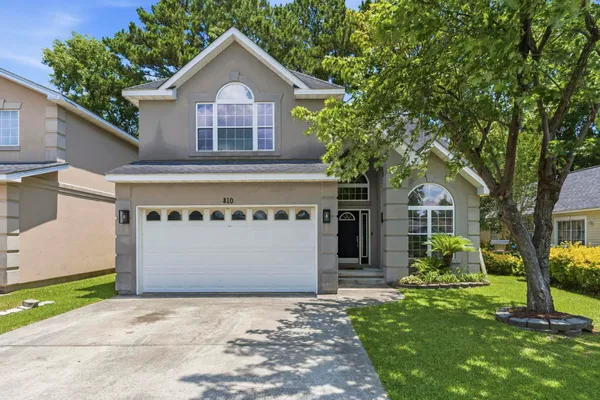 $369,000 | 810 Brenda Place, Myrtle Beach, SC 29577