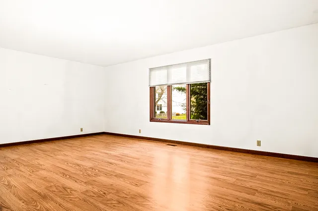 $445,000 | 302 Kelly Drive, Normal, IL 61761