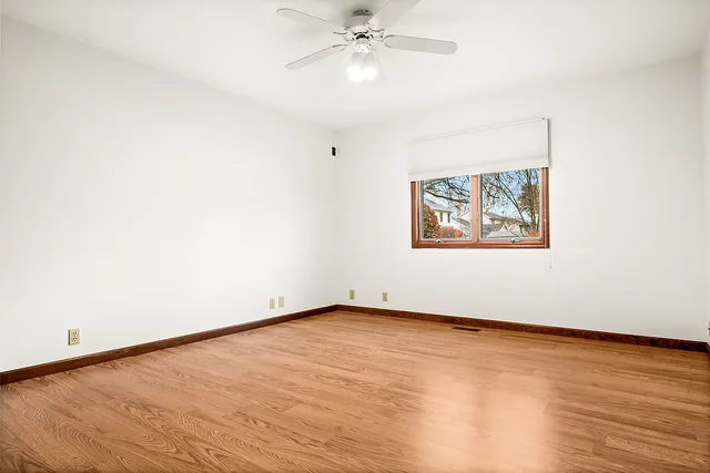 $445,000 | 302 Kelly Drive, Normal, IL 61761