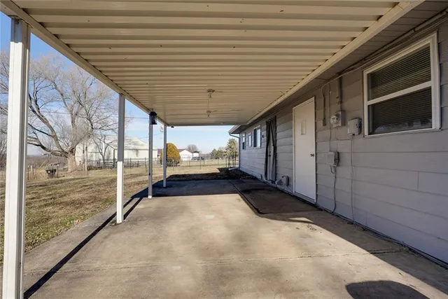 $209,000 | 1824 Vista Drive, Independence, MO 64058