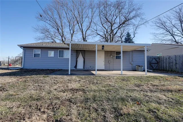 $209,000 | 1824 Vista Drive, Independence, MO 64058