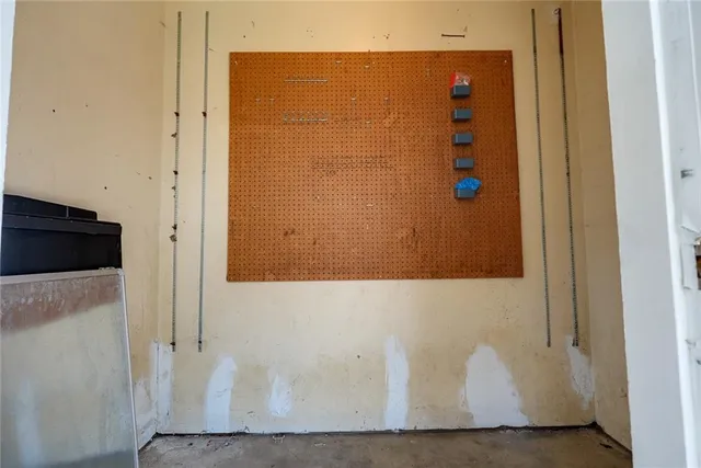 $209,000 | 1824 Vista Drive, Independence, MO 64058