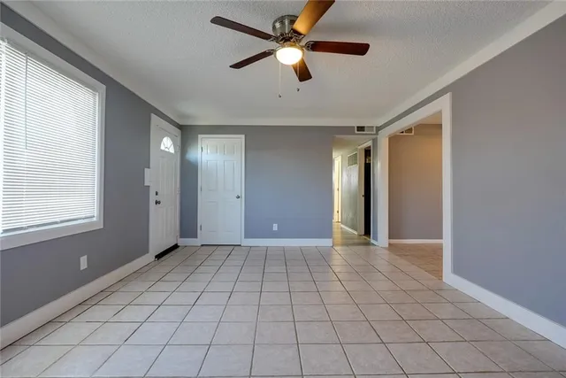 $209,000 | 1824 Vista Drive, Independence, MO 64058