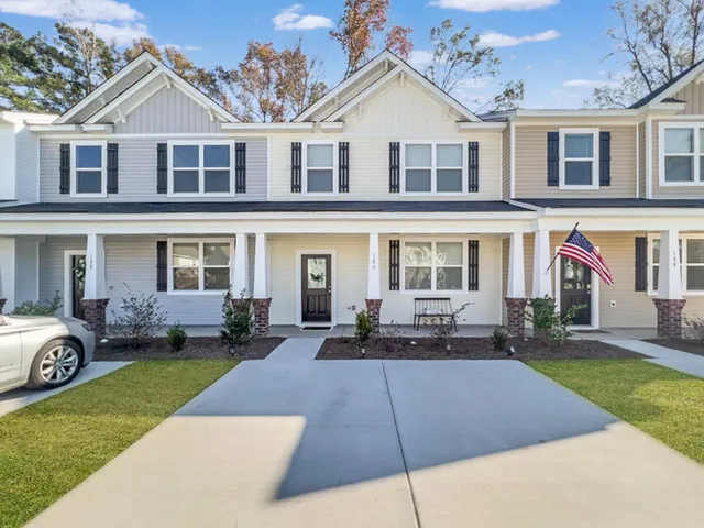 $1,875 | 188 Spencer Circle, Unit 33, Summerville, SC 29485