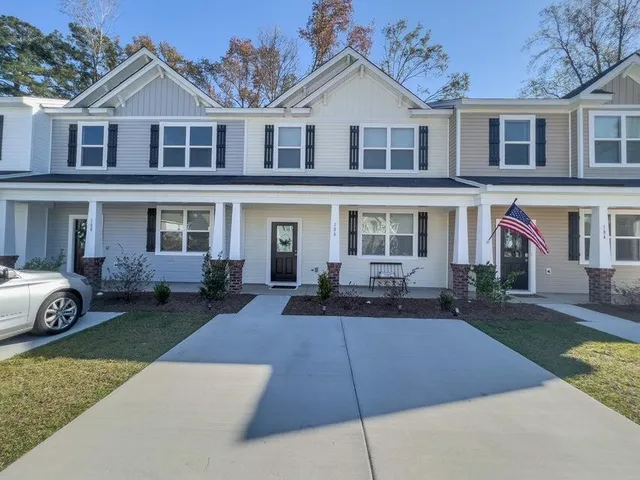 $1,875 | 188 Spencer Circle, Unit 33, Summerville, SC 29485