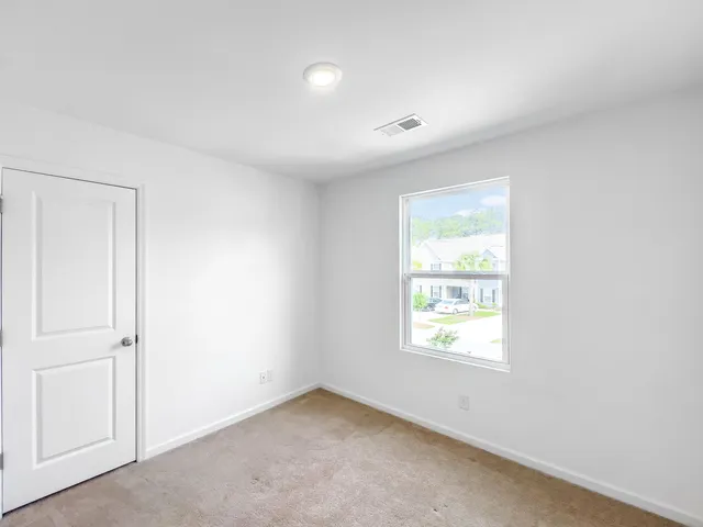 $1,875 | 188 Spencer Circle, Unit 33, Summerville, SC 29485