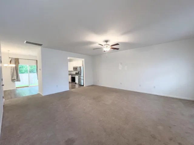 $1,875 | 188 Spencer Circle, Unit 33, Summerville, SC 29485