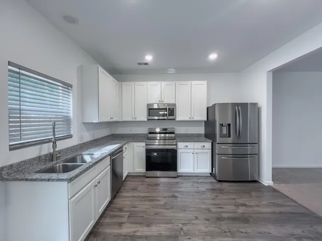 $1,875 | 188 Spencer Circle, Unit 33, Summerville, SC 29485