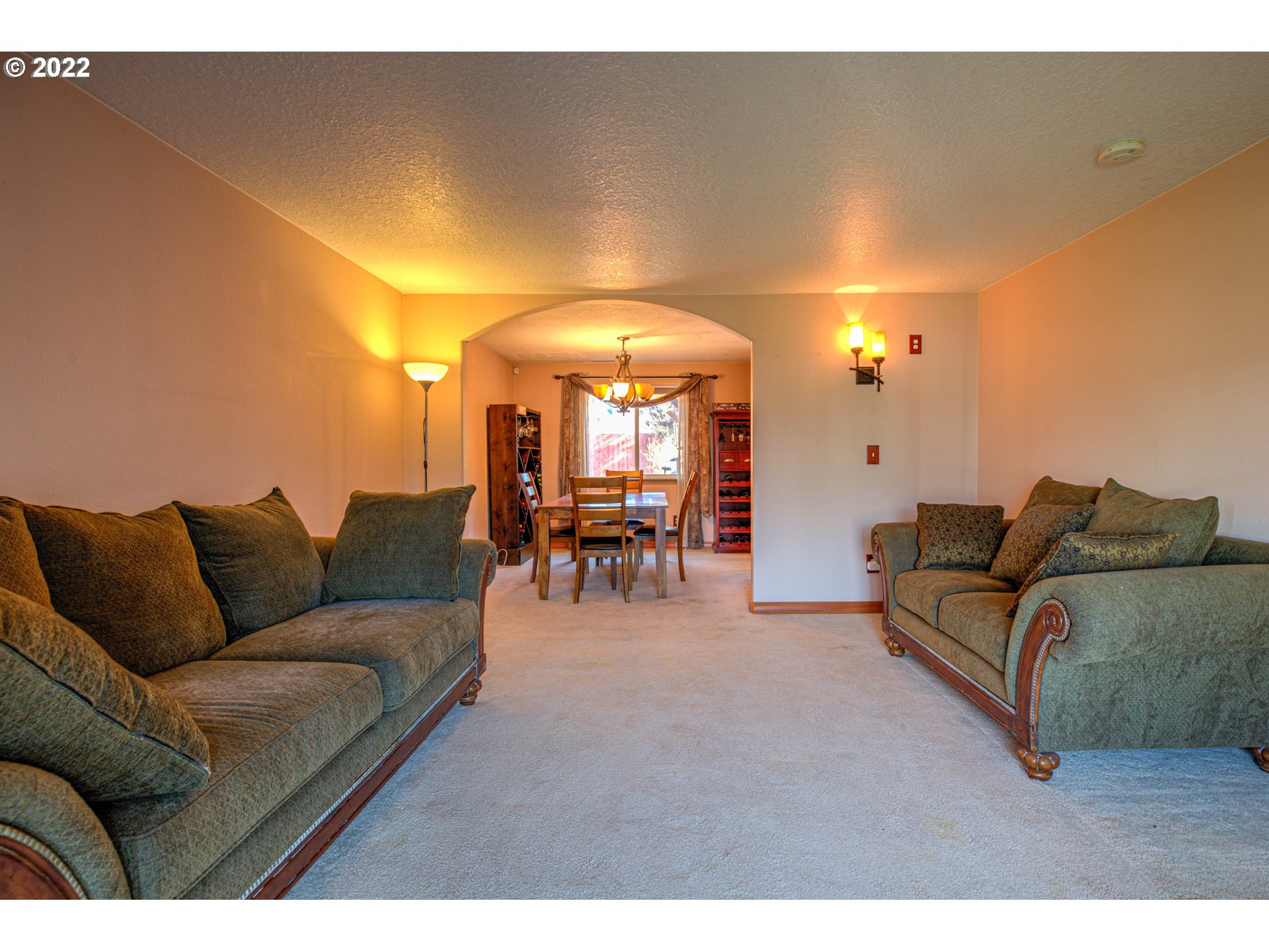 1254 Crystal Lane Lafayette, OR 97127 - Photo 13 of 25 a living room with furniture and a dining table