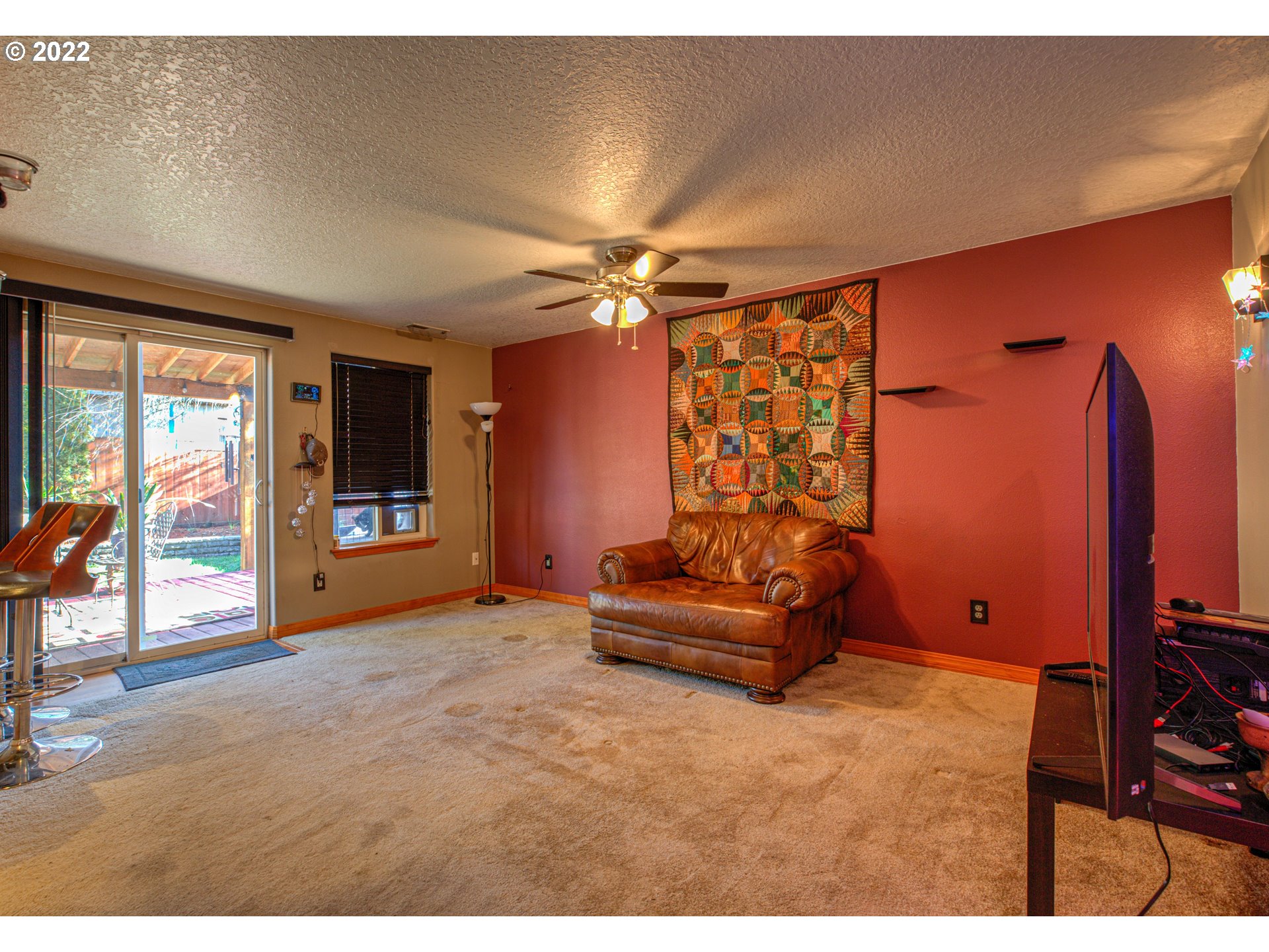 1254 Crystal Lane Lafayette, OR 97127 - Photo 18 of 25 a living room with furniture