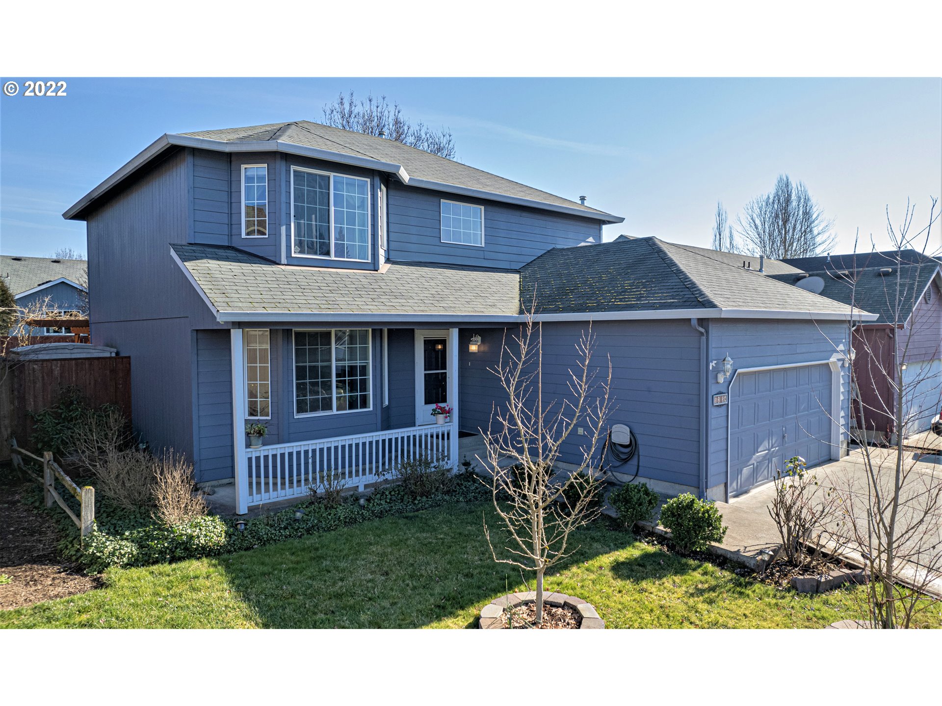 1254 Crystal Lane Lafayette, OR 97127 - Photo 2 of 25 a front view of a house with garden