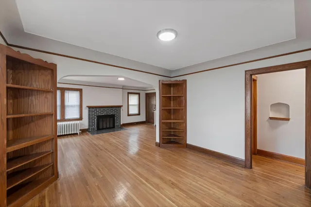 $1,900 | 4253 North James Avenue, Unit 1, Minneapolis, MN 55412