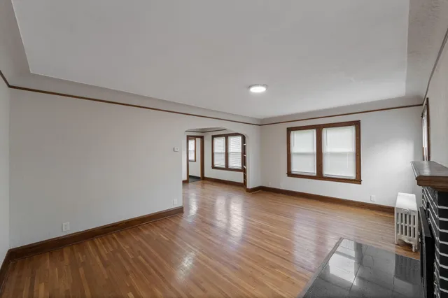 $1,900 | 4253 North James Avenue, Unit 1, Minneapolis, MN 55412