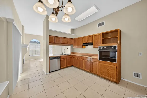 $1,350 | 9343 Valley Gate, San Antonio, TX 78250