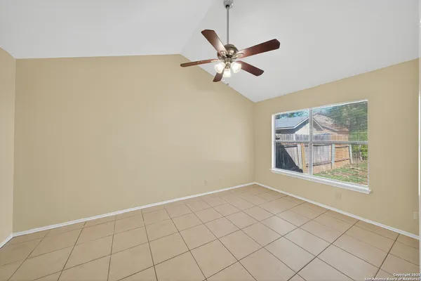 $1,350 | 9343 Valley Gate, San Antonio, TX 78250