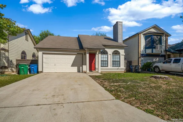 $1,350 | 9343 Valley Gate, San Antonio, TX 78250
