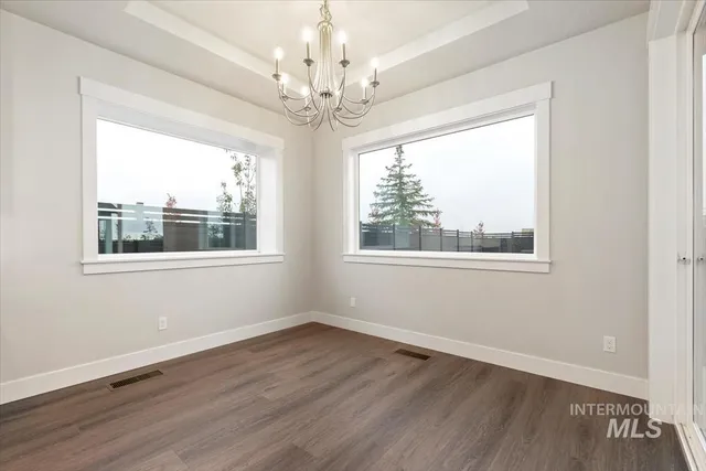 $599,900 | 7731 West Daybreak Run Court, Unit CAMAS, Meridian, ID 83646