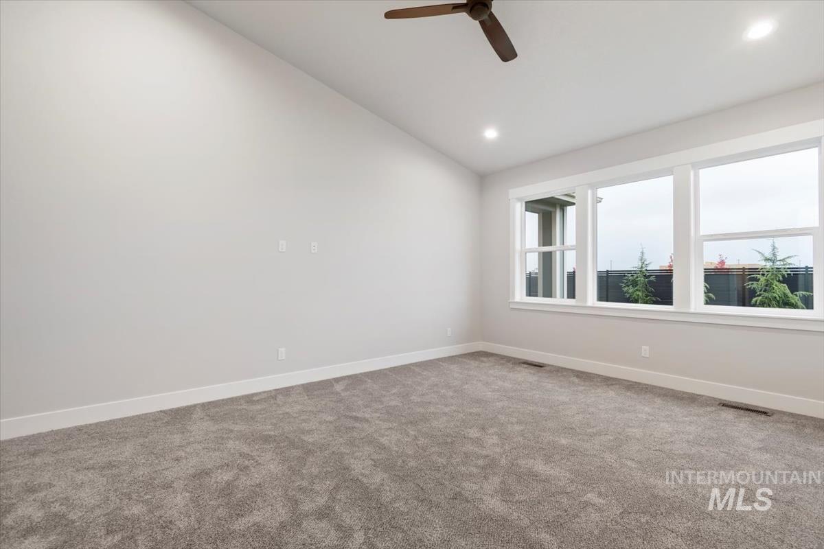 7731 West Daybreak Run Court, Unit CAMAS Meridian, ID 83646 - Photo 19 of 39