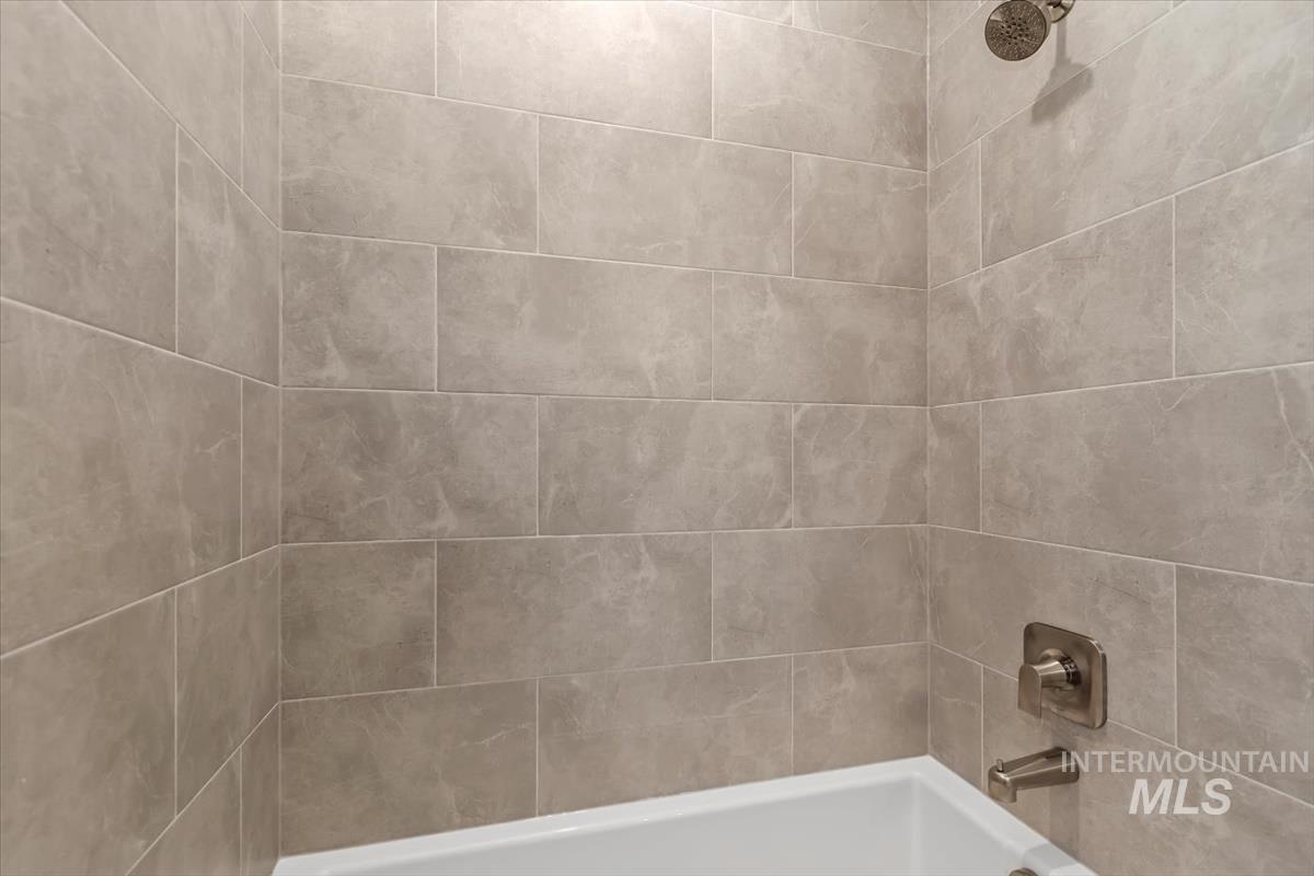 7731 West Daybreak Run Court, Unit CAMAS Meridian, ID 83646 - Photo 30 of 39