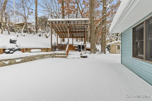 $349,900 | 4172 Huntington Avenue Northeast, Grand Rapids, MI 49525