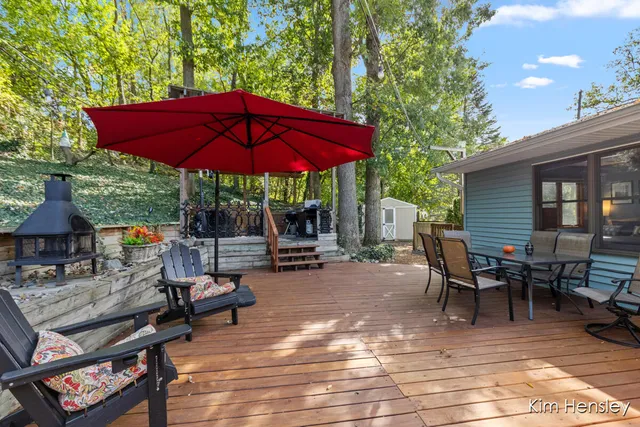 $349,900 | 4172 Huntington Avenue Northeast, Grand Rapids, MI 49525