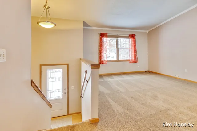 $349,900 | 4172 Huntington Avenue Northeast, Grand Rapids, MI 49525