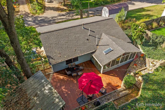 $349,900 | 4172 Huntington Avenue Northeast, Grand Rapids, MI 49525