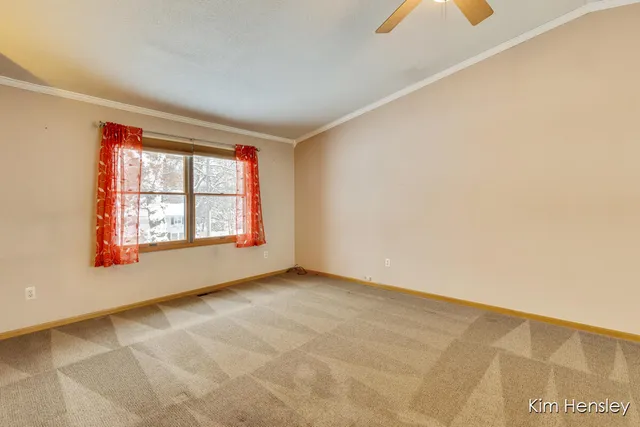 $349,900 | 4172 Huntington Avenue Northeast, Grand Rapids, MI 49525