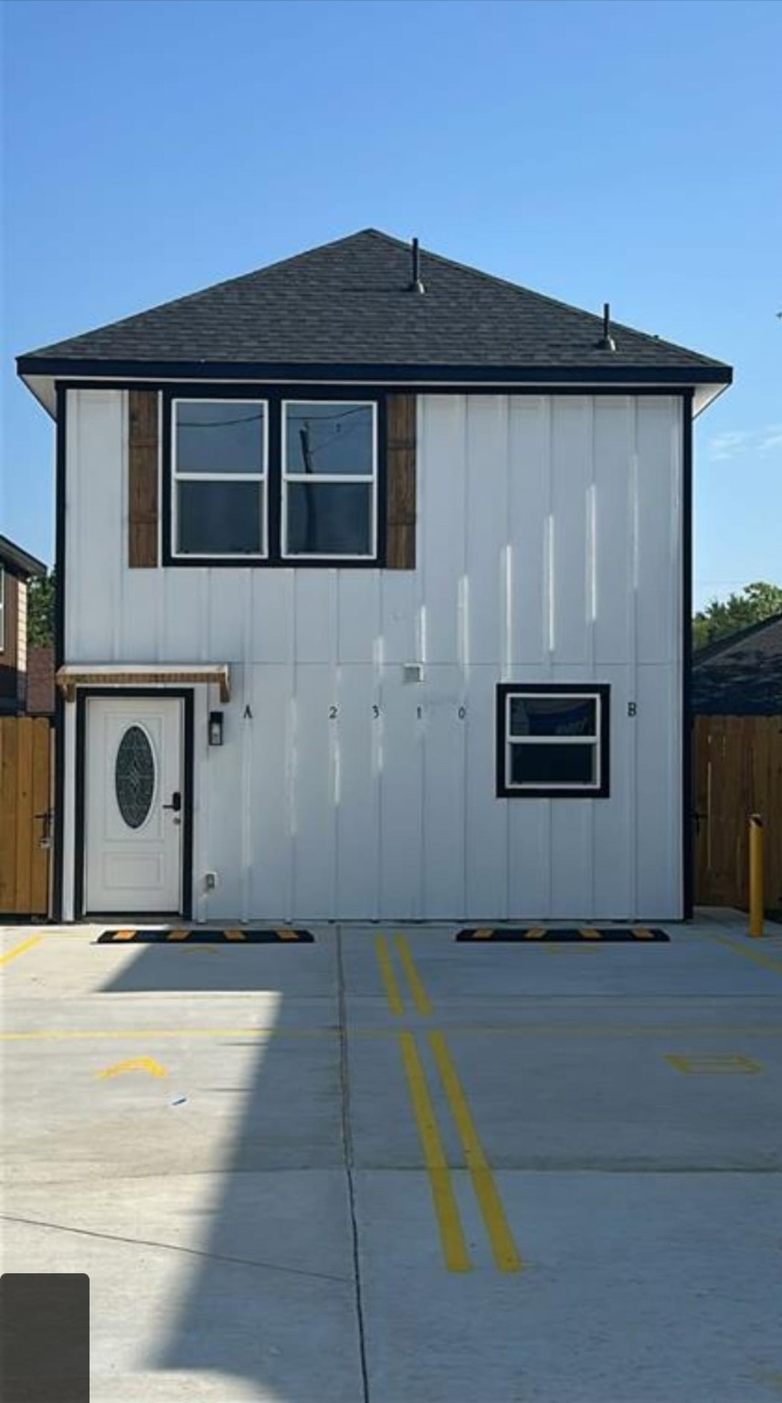 2310 Wavell Street, Unit A Houston, TX 77088 - Photo 1 of 17