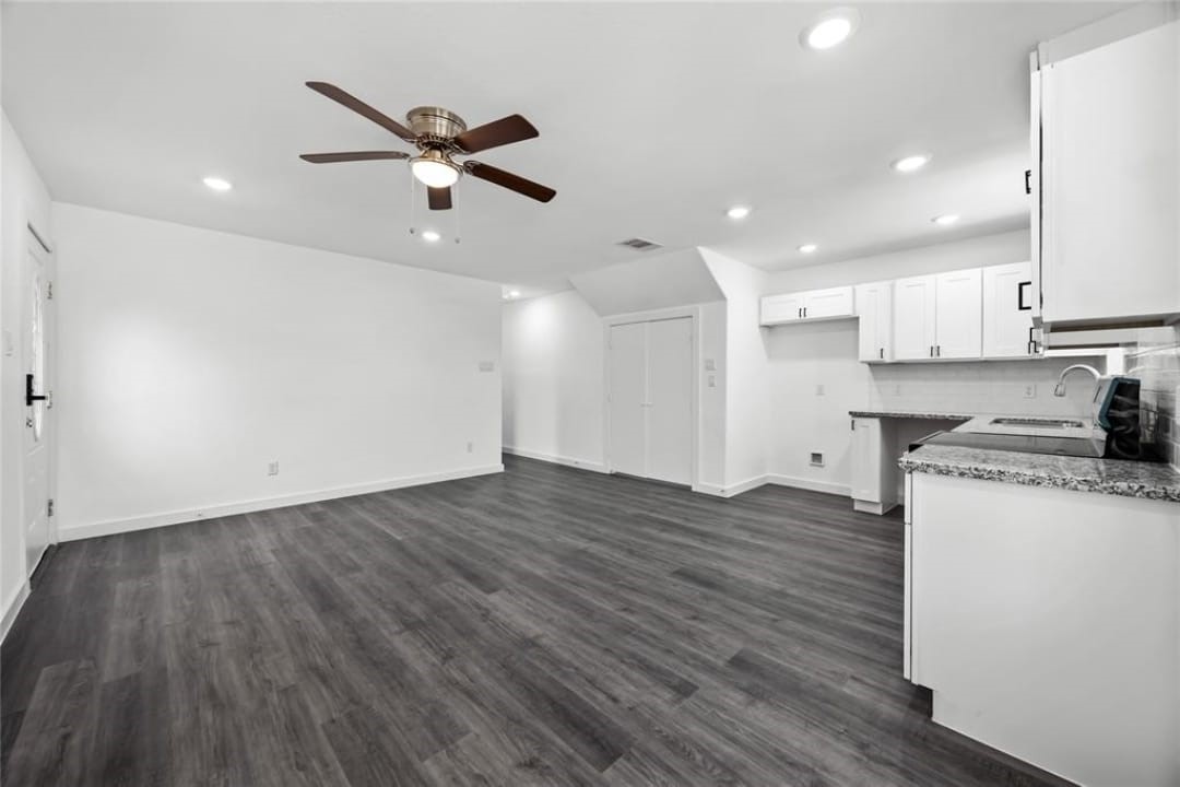 2310 Wavell Street, Unit A Houston, TX 77088 - Photo 3 of 17