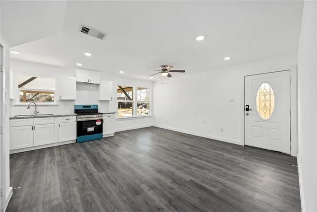 $1,700 | 2310 Wavell Street, Unit A, Houston, TX 77088