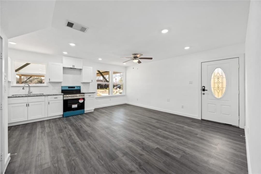 2310 Wavell Street, Unit A Houston, TX 77088 - Photo 4 of 17