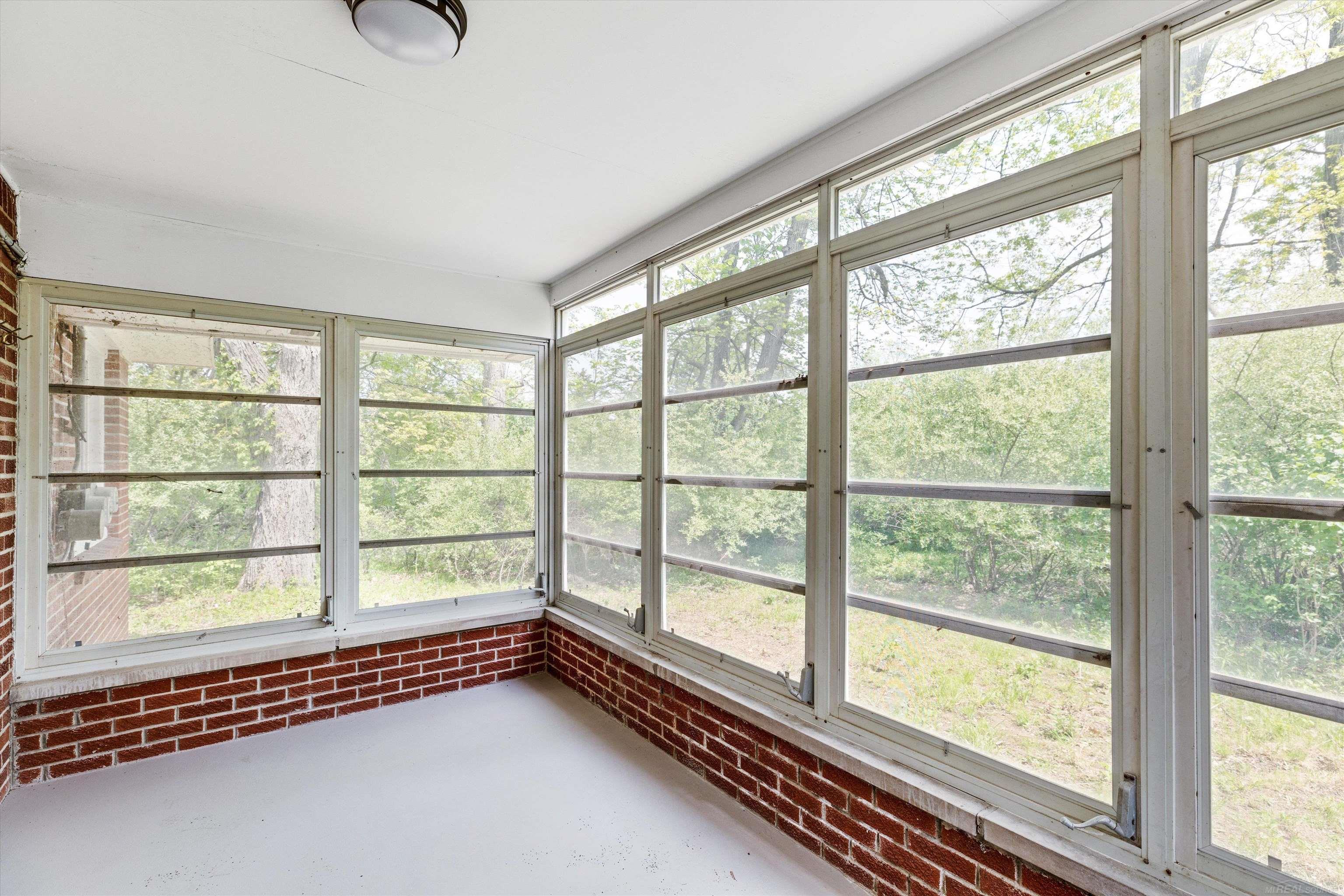 2900 Haley Road White Lake, MI 48383 - Photo 21 of 28 50109153-20.JPG