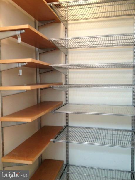7702 Elba Road Alexandria, VA 22306 - Photo 22 of 29 Interior (General)