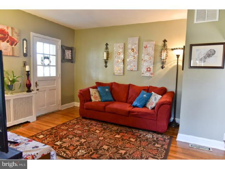 508 Ryanard Road Wallingford, PA 19086 - Photo 3 of 23