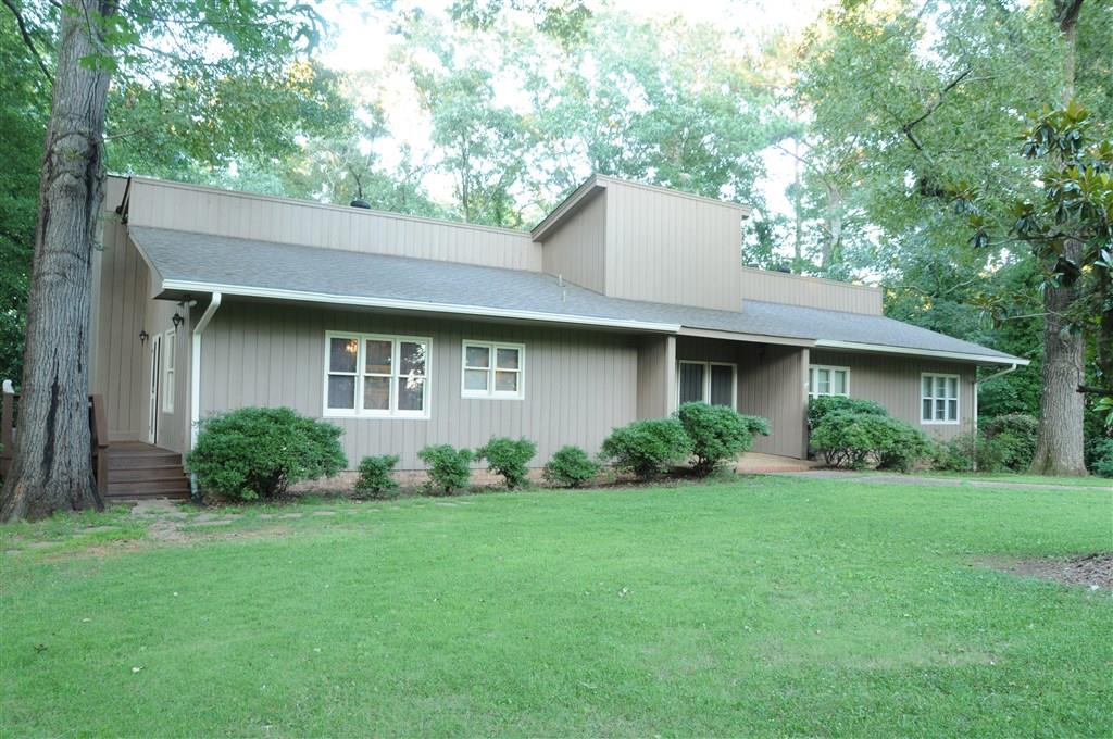 19 Surrey Trail Southeast Rome, GA 30161 - Photo 1 of 1