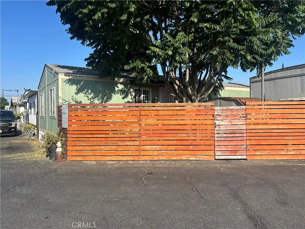 15325 Orange, Unit F16 Paramount, CA 90723 - Photo 23 of 25 a view of outdoor space and yard