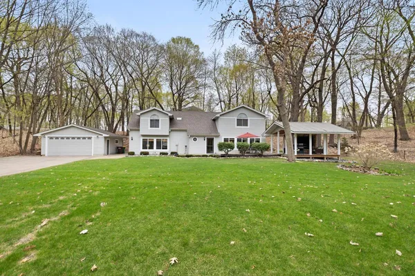 $829,900 | 20680 Garden Road, Excelsior, MN 55331