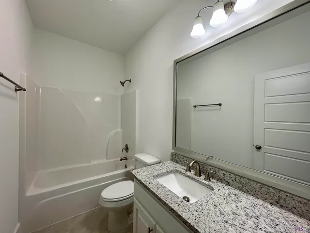 $2,200 | 7216 RollingFork Road, Baton Rouge, LA 70820