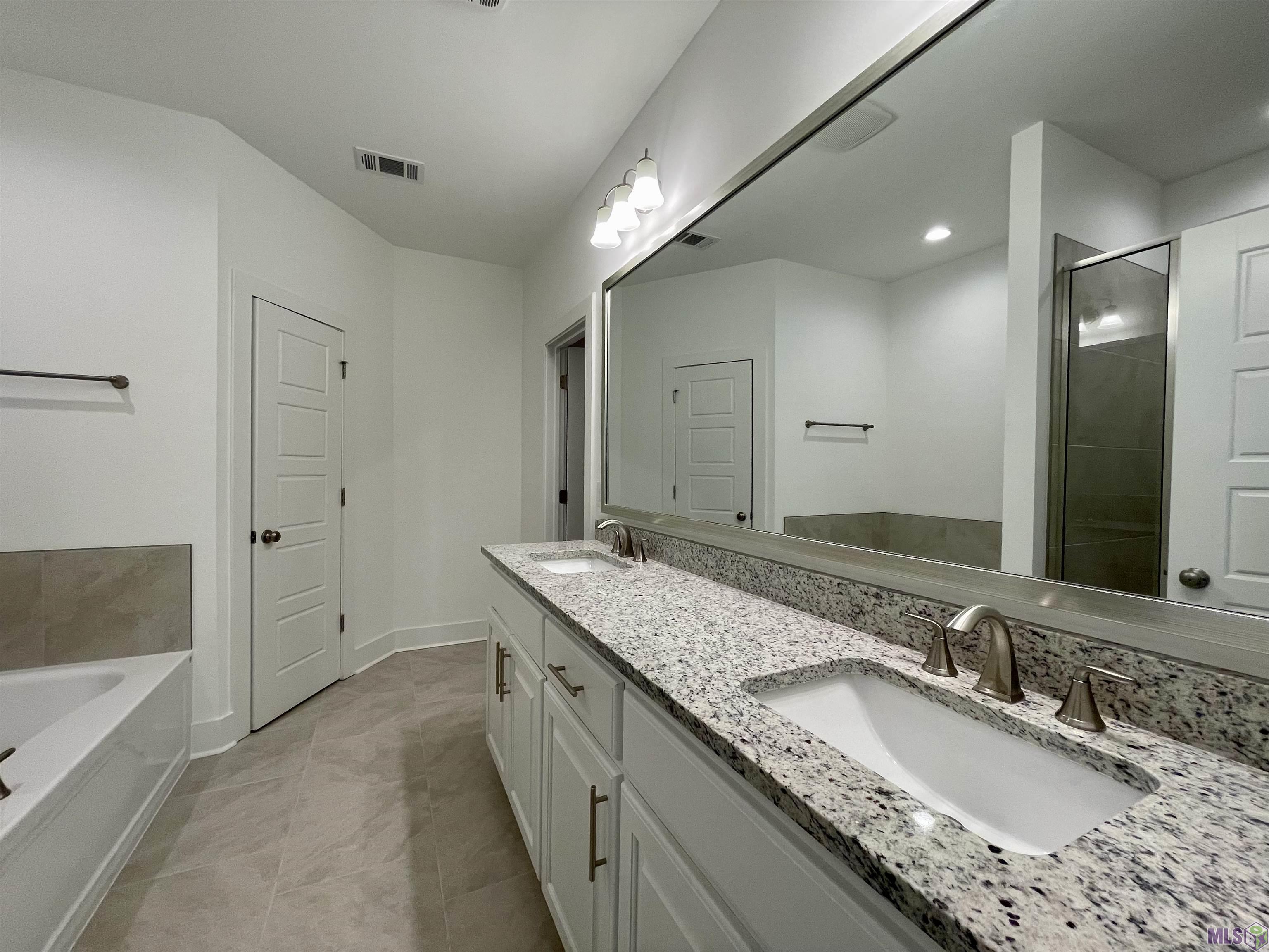 7216 RollingFork Road Baton Rouge, LA 70820 - Photo 9 of 13