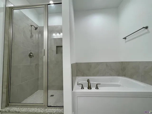 $2,200 | 7216 RollingFork Road, Baton Rouge, LA 70820