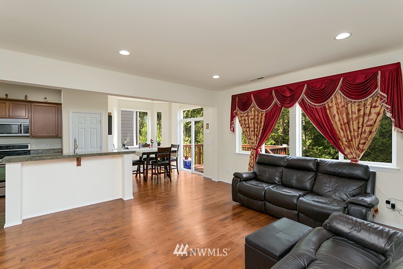 22932 42nd Drive Southeast Bothell, WA 98021 - Photo 12 of 25