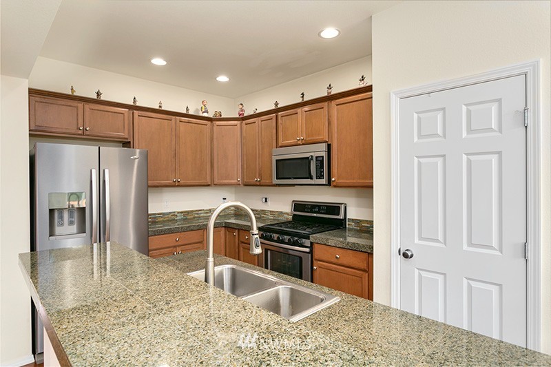 22932 42nd Drive Southeast Bothell, WA 98021 - Photo 9 of 25
