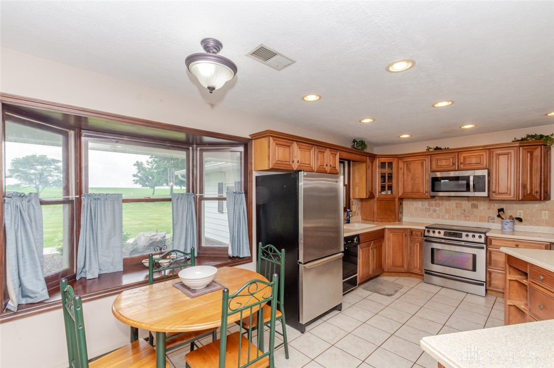 2274 Mann Road Eaton, OH 45320 - Photo 8 of 55