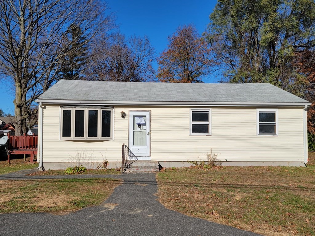 10 Rollins Street Springfield, MA 01109 - Photo 1 of 16 Gallery Image 1