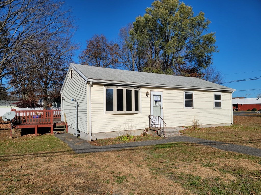 10 Rollins Street Springfield, MA 01109 - Photo 2 of 16 Gallery Image 2