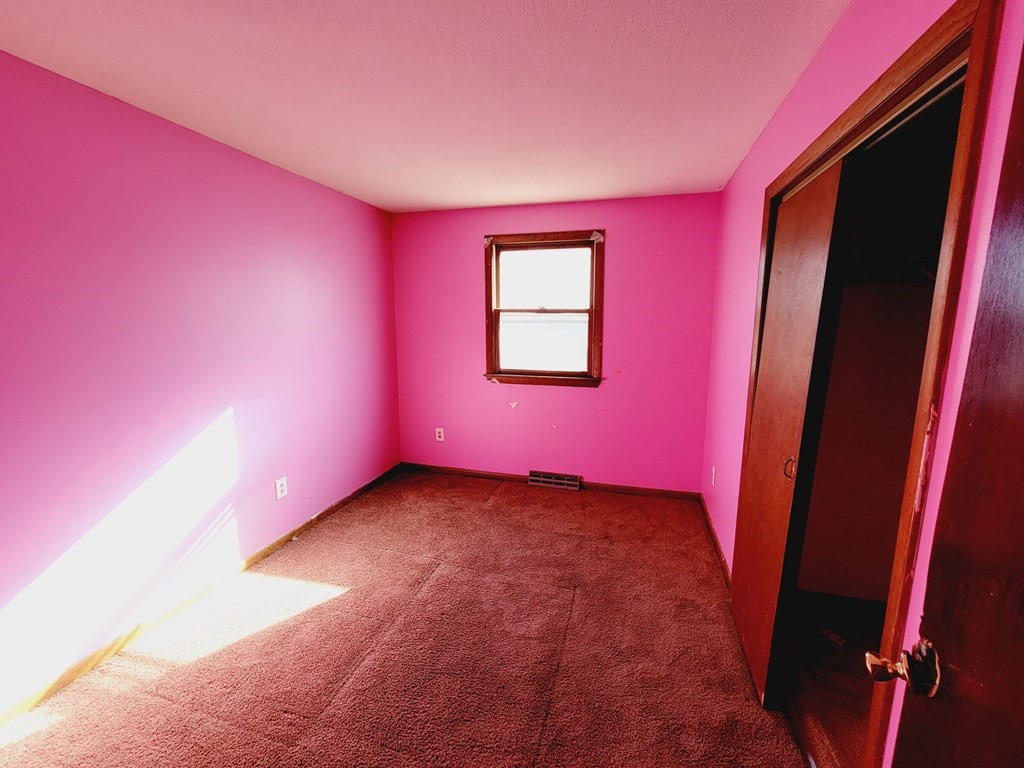 10 Rollins Street Springfield, MA 01109 - Photo 9 of 16 Gallery Image 9