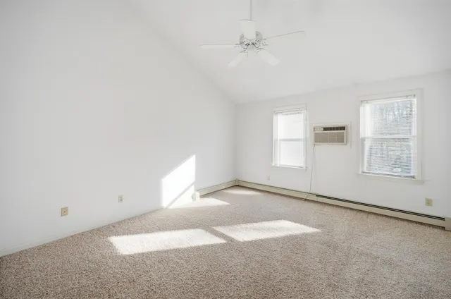 $325,000 | 20 Tanglewood Drive, Hampstead, NH 03826