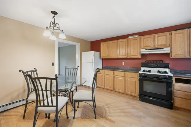 $325,000 | 20 Tanglewood Drive, Hampstead, NH 03826