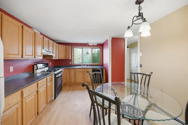 $325,000 | 20 Tanglewood Drive, Hampstead, NH 03826